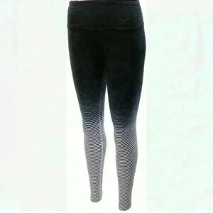 Nike Legend Ombré Legging